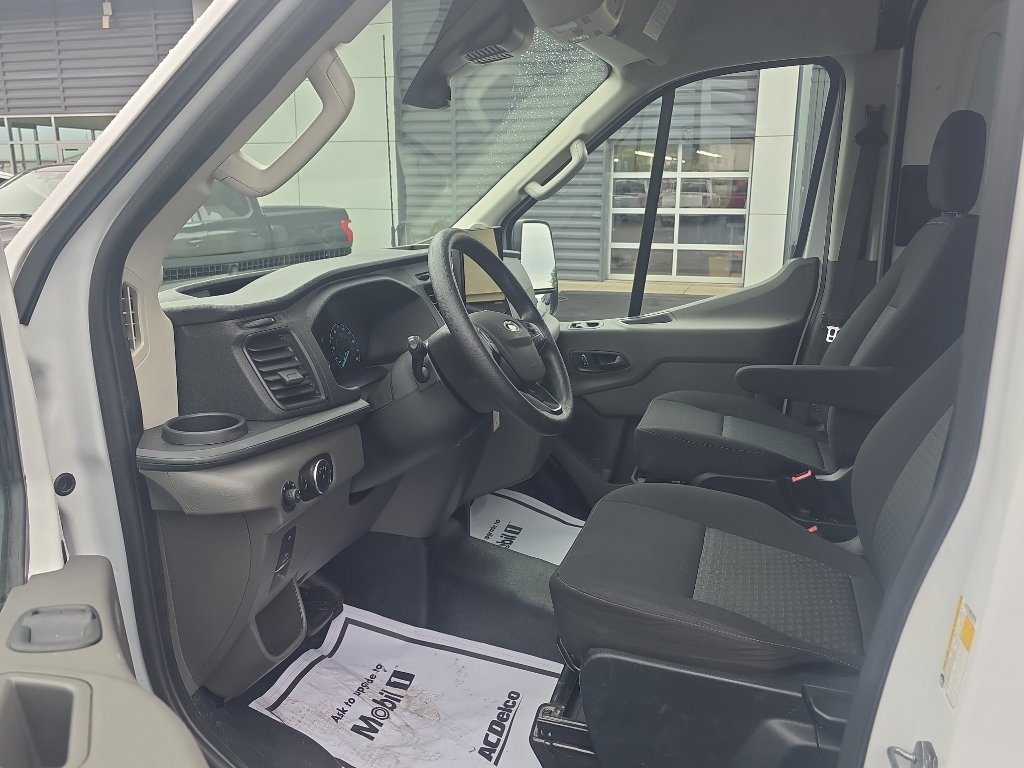 Certified 2023 Ford E-Transit Medium Roof image 14