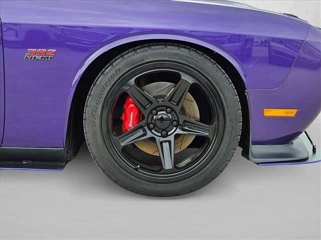 Used 2013 Dodge Challenger SRT8 image 23