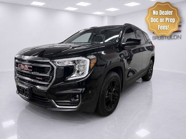 Used 2024 GMC Terrain AT4 w/ LPO, Floor Liner Package AWD/4WD image 3