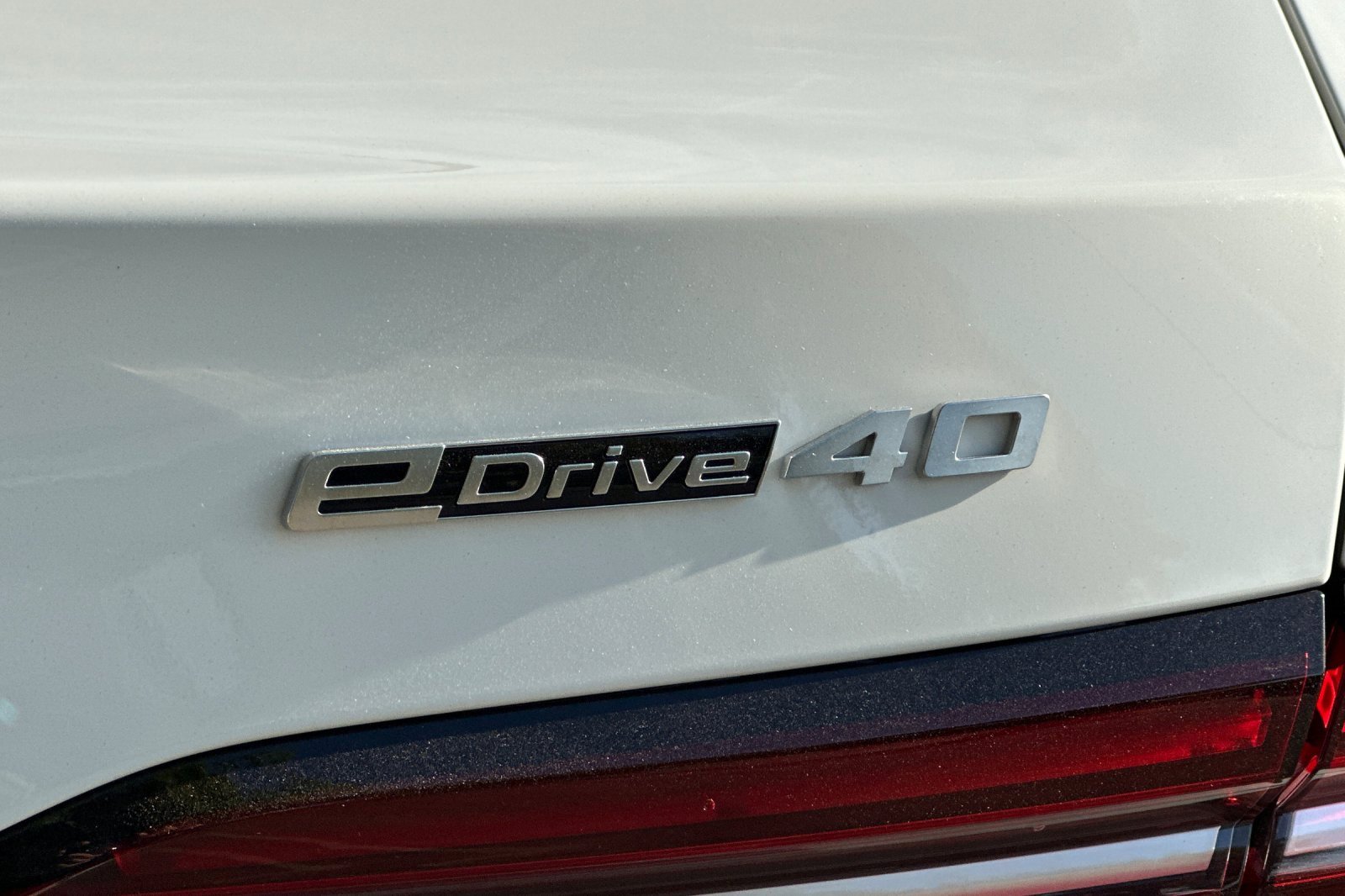 New 2026 BMW i5 eDrive40 image 6