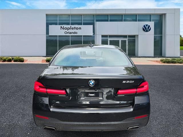 Used 2022 BMW 530i w/ M Sport Package RWD image 7