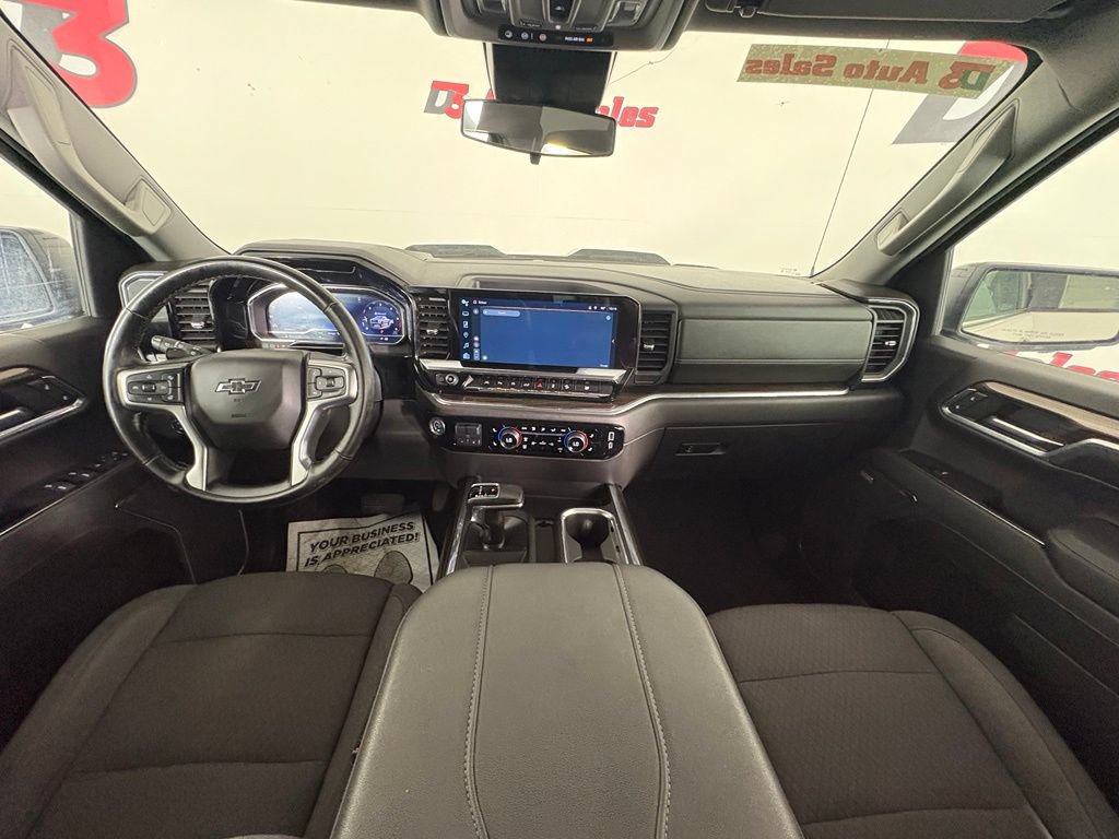 Used 2024 Chevrolet Silverado 1500 LT Trail Boss w/ Convenience Package II AWD/4WD image 40