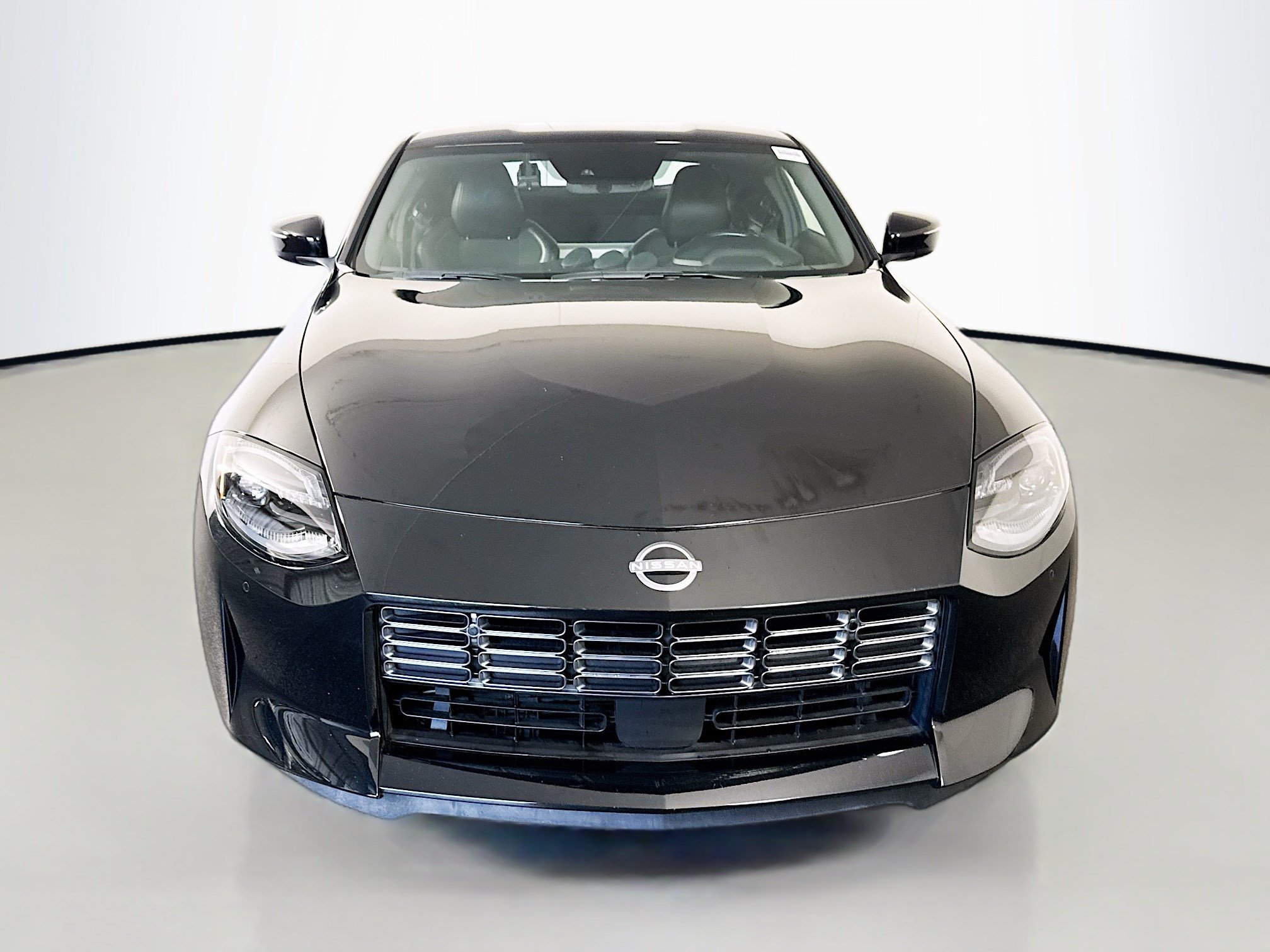Used 2024 Nissan Z Performance w/ Floor Mat Package RWD image 2