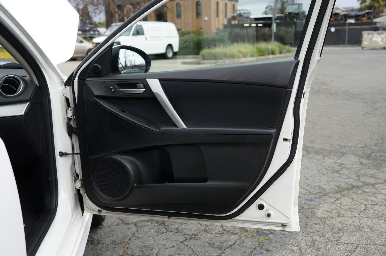 Used 2011 MAZDA MAZDA3 s Sport image 26