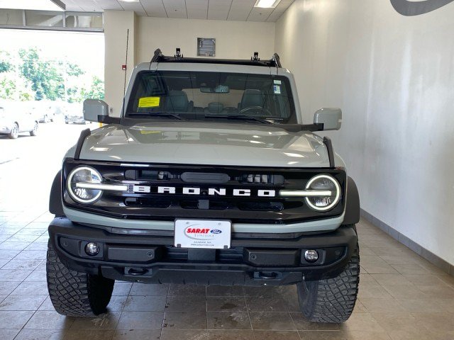 Certified 2021 Ford Bronco Outer Banks w/ Sasquatch Package AWD/4WD image 4