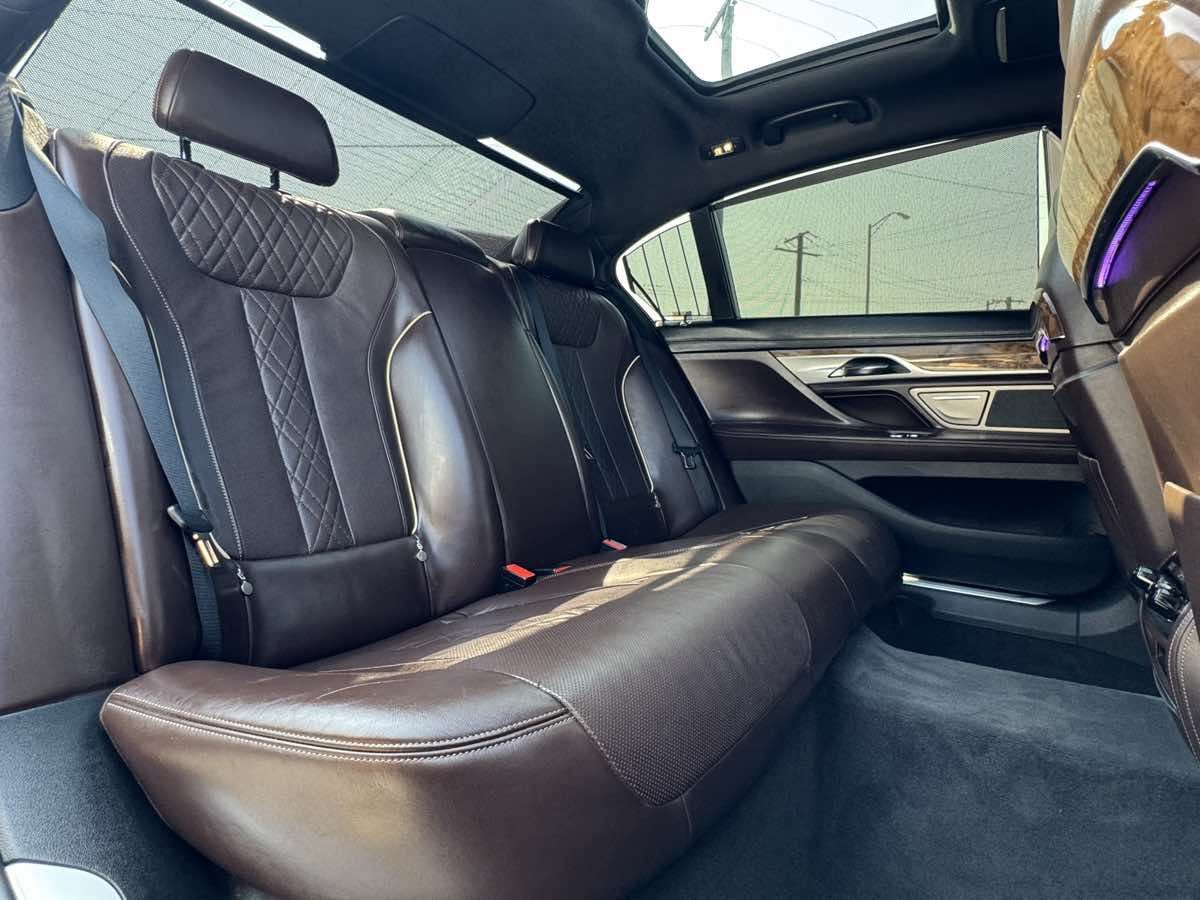 Used 2016 BMW 750i xDrive AWD/4WD image 39