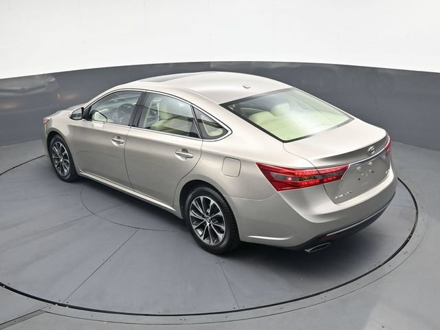 Used 2016 Toyota Avalon XLE Premium FWD image 26