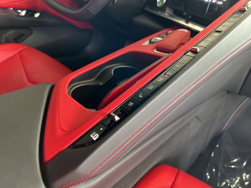 Used 2021 Chevrolet Corvette Stingray Preferred Cpe w/ Chrome Exterior Badge Package image 23