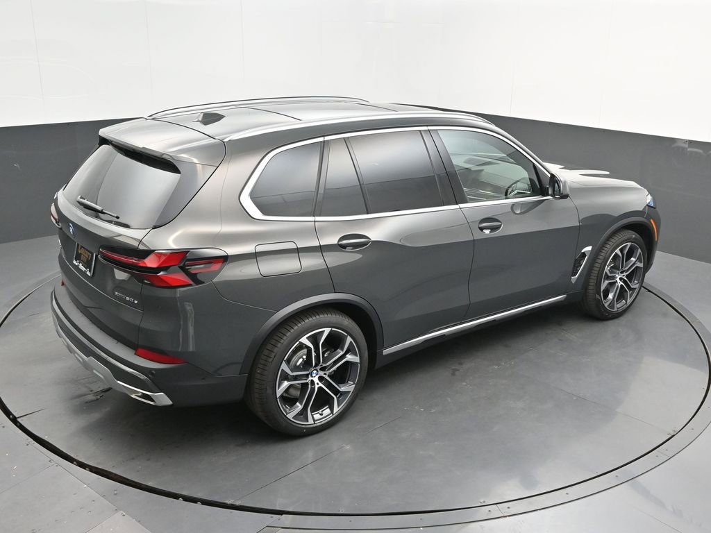 New 2026 BMW X5 xDrive50e AWD/4WD image 45