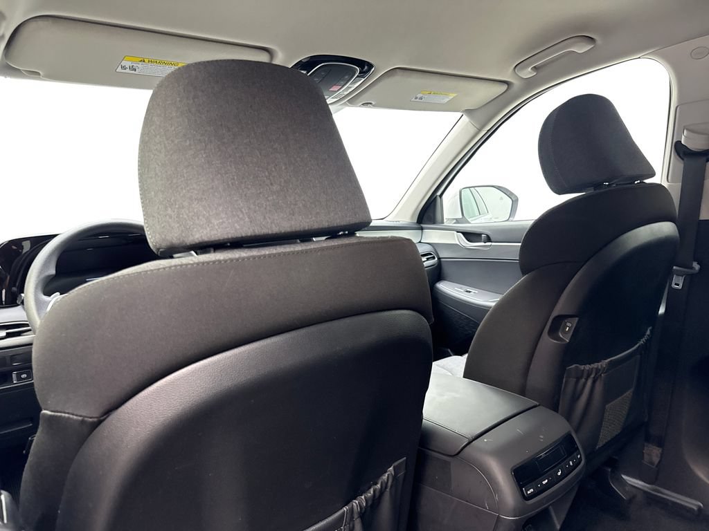 Used 2025 Hyundai Palisade SE FWD image 33