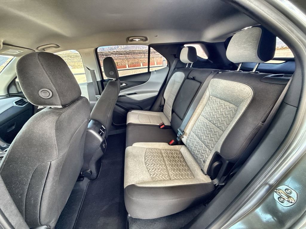 Used 2024 Chevrolet Equinox LS image 24