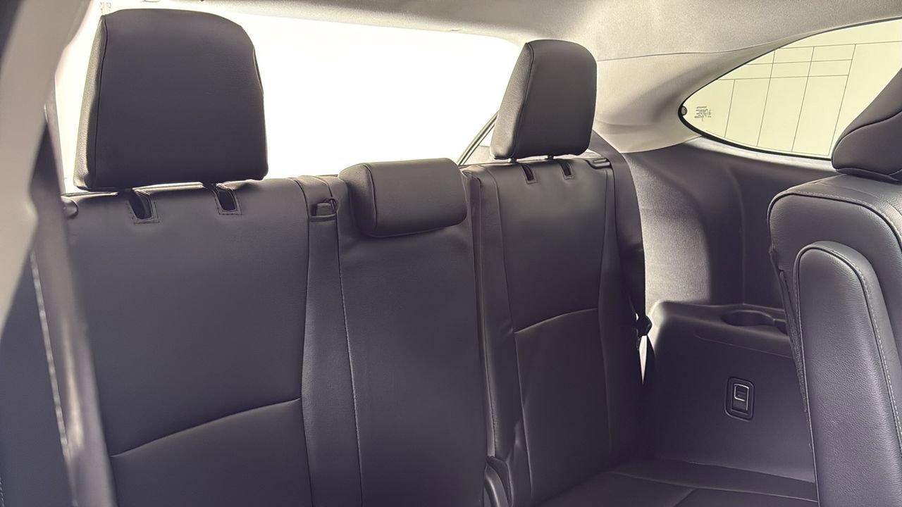 Certified 2026 Toyota Highlander Platinum image 17
