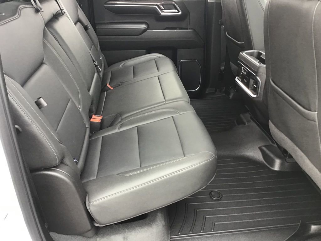 Used 2024 Chevrolet Silverado 1500 LTZ w/ LTZ Convenience Package II image 17