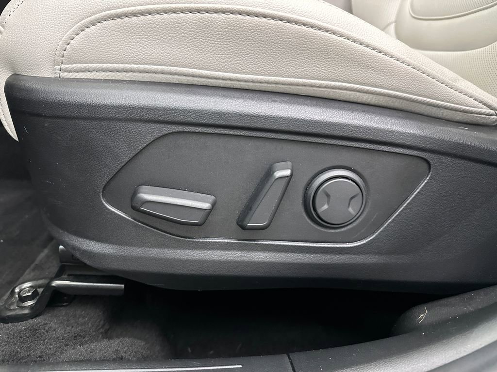 Used 2023 Hyundai Tucson SEL w/ Convenience Package AWD/4WD image 10