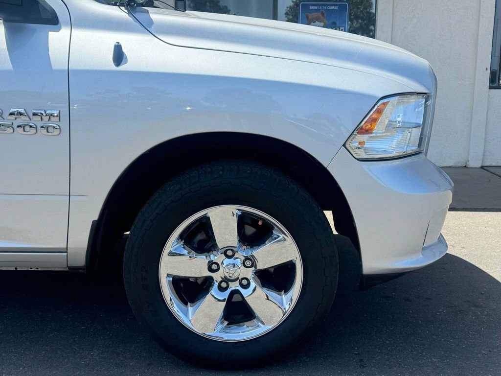 Used 2018 RAM 1500 Express image 2