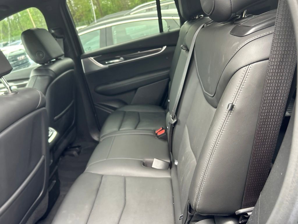 Used 2024 Cadillac XT6 Sport w/ Technology Package AWD/4WD image 13
