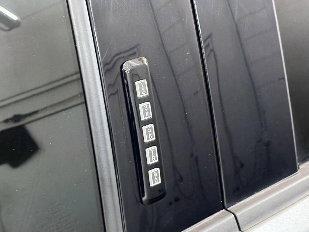 Used 2022 Ford F150 Lariat image 22