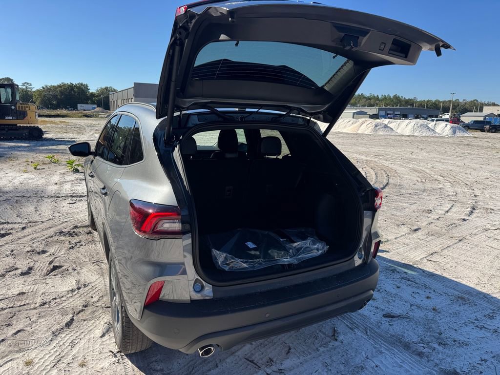 New 2026 Ford Escape ST-Line w/ Tech Pack #1 image 24