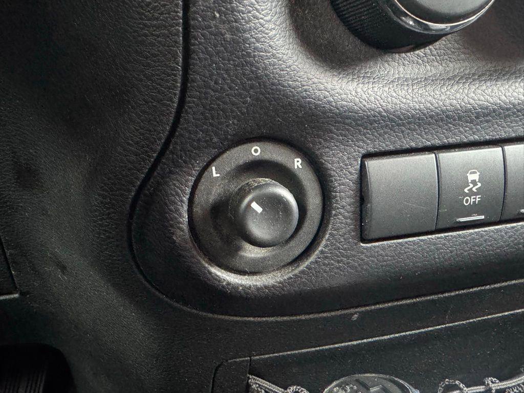 Used 2016 Jeep Wrangler Willys Wheeler image 33