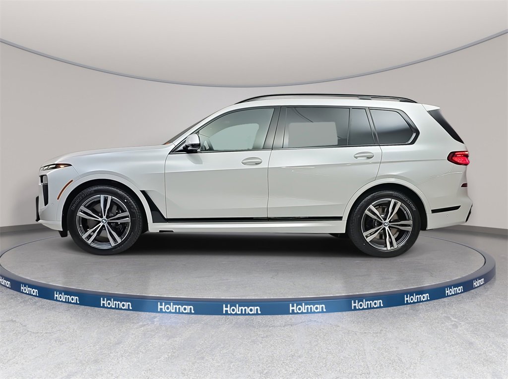 New 2026 BMW X7 xDrive40i w/ Executive Package image 2