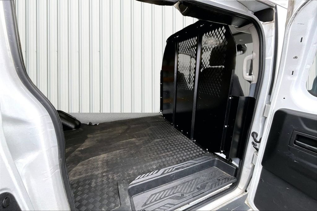 Used 2018 Ford Transit 250 130 Low Roof w/ Exterior Upgrade Package RWD image 24