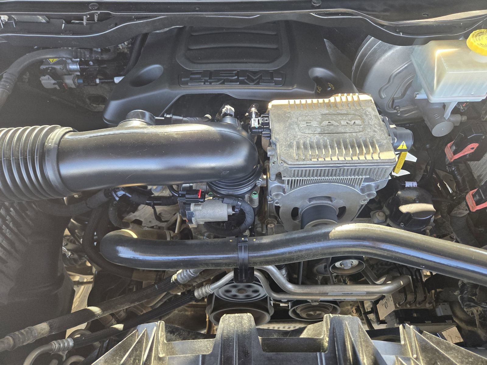 Used 2021 RAM 1500 Laramie w/ Off Road Group image 34