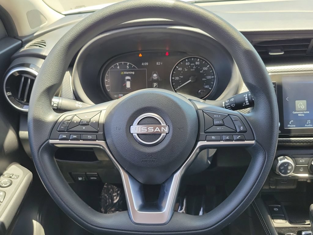 Used 2024 Nissan Kicks SV FWD image 22