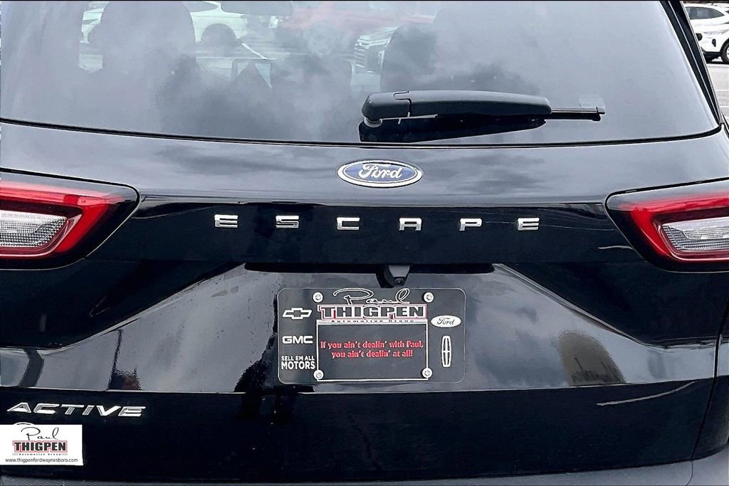 New 2026 Ford Escape Active image 12