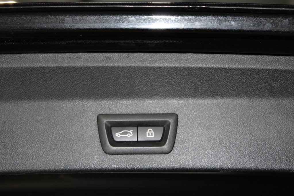 Used 2023 BMW X3 xDrive30i w/ Convenience Package image 46