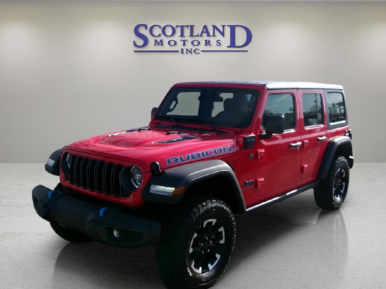 Used 2025 Jeep Wrangler Unlimited Rubicon 4xe w/ Convenience Group AWD/4WD image 2