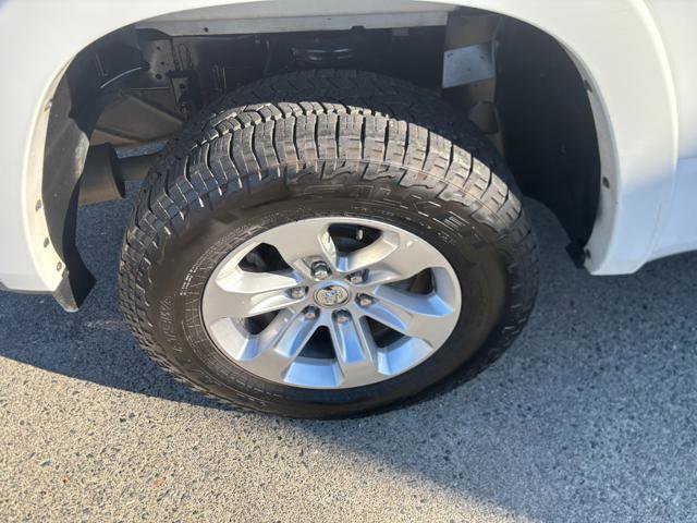 Used 2020 RAM 1500 Laramie AWD/4WD image 28