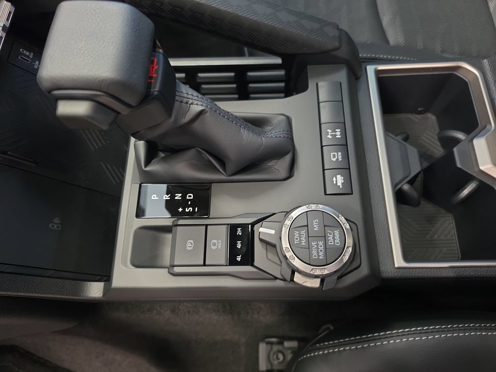 Used 2026 Toyota 4Runner TRD Off-Road Premium w/ Tow Technology Package AWD/4WD image 32