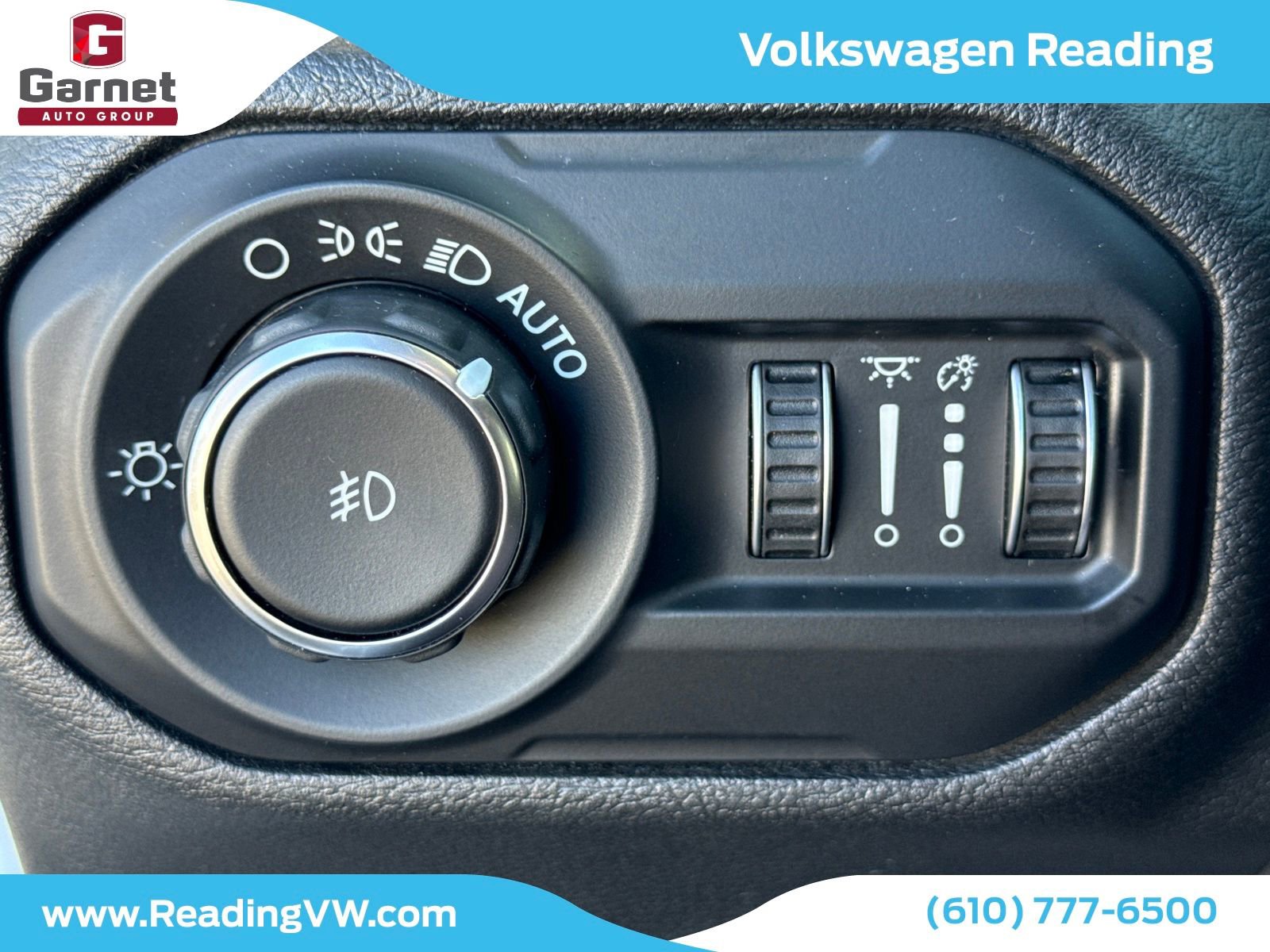 Used 2019 Jeep Wrangler Unlimited Sport S image 28