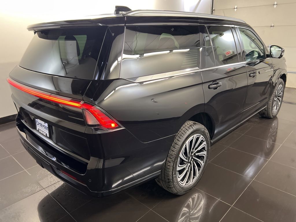 New 2026 Lincoln Navigator Black Label AWD/4WD image 6