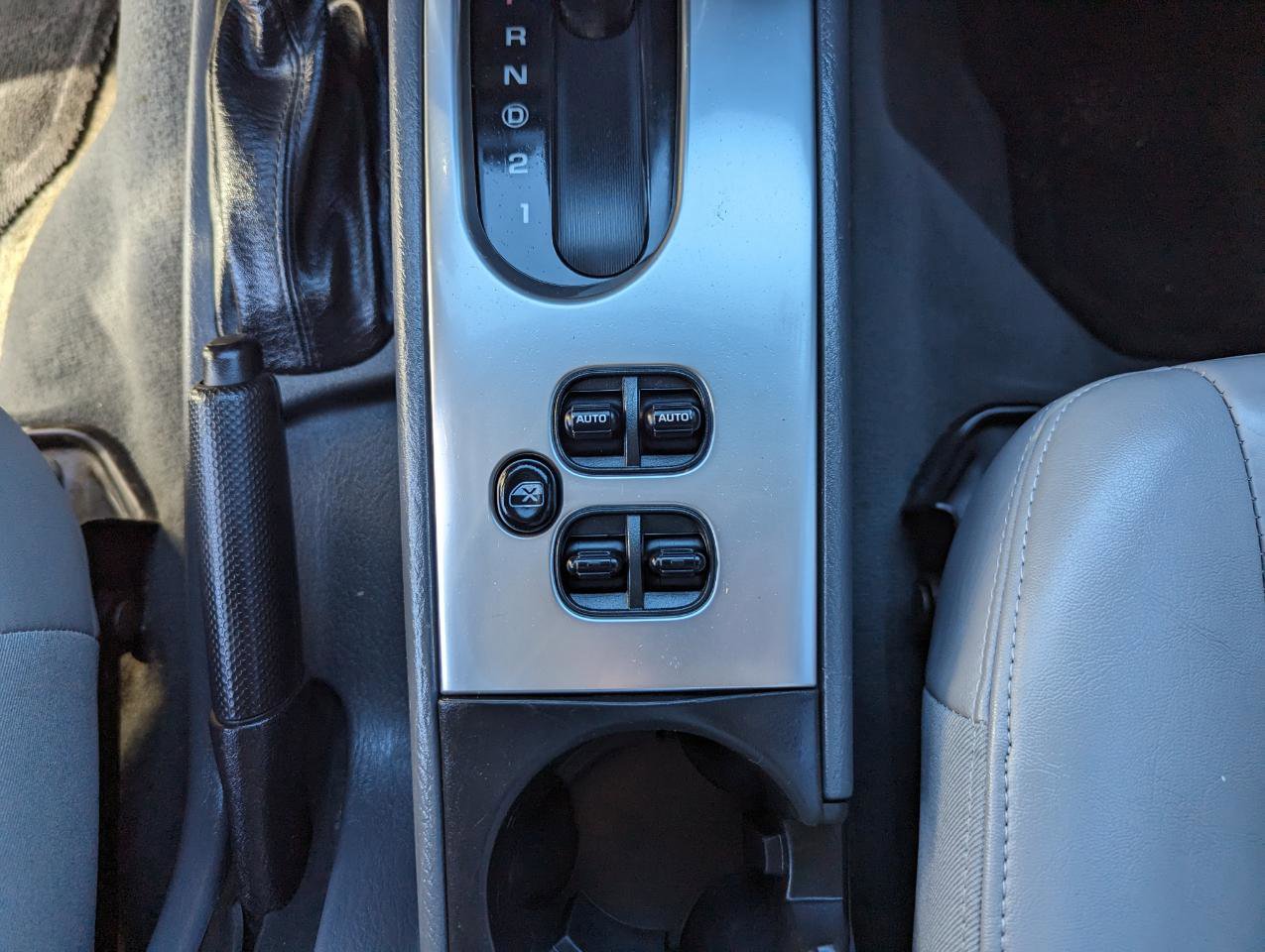 Used 2005 Jeep Liberty Limited AWD/4WD image 23