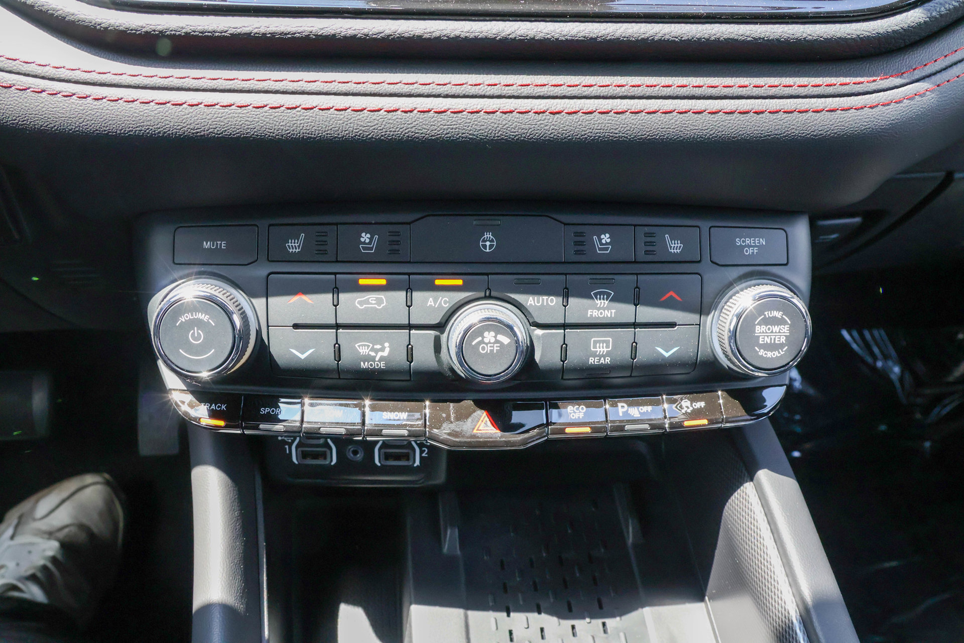 New 2026 Dodge Durango GT w/ Tow 'N Go Package AWD/4WD image 30