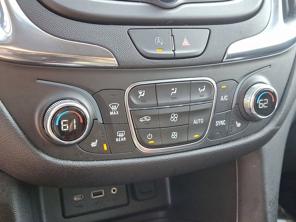 Used 2023 Chevrolet Equinox LT AWD/4WD image 16