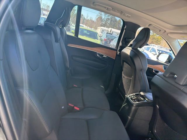 Used 2025 Volvo XC90 T8 Plus w/ Protection Package Premier image 16