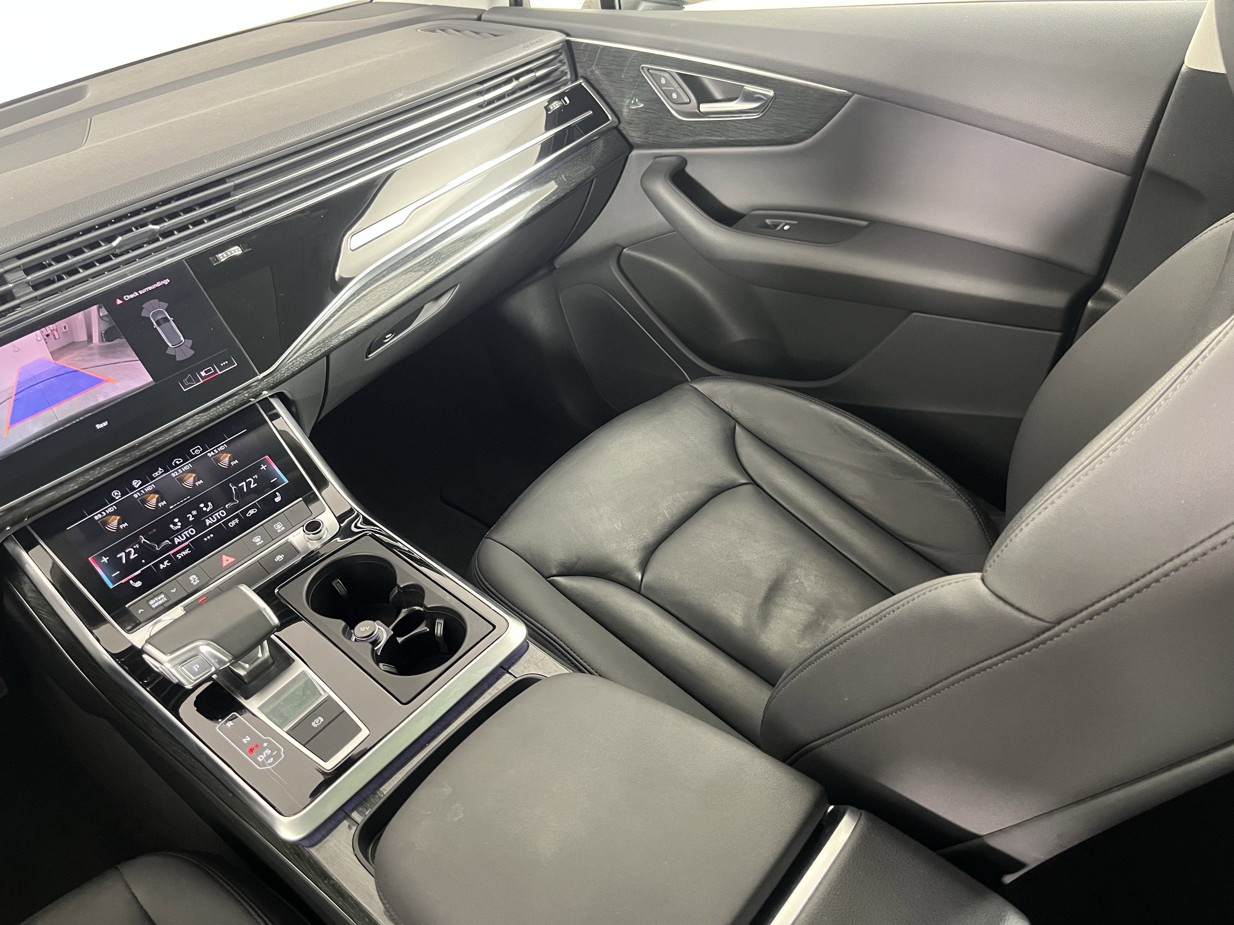 Used 2020 Audi Q7 3.0T Premium image 11