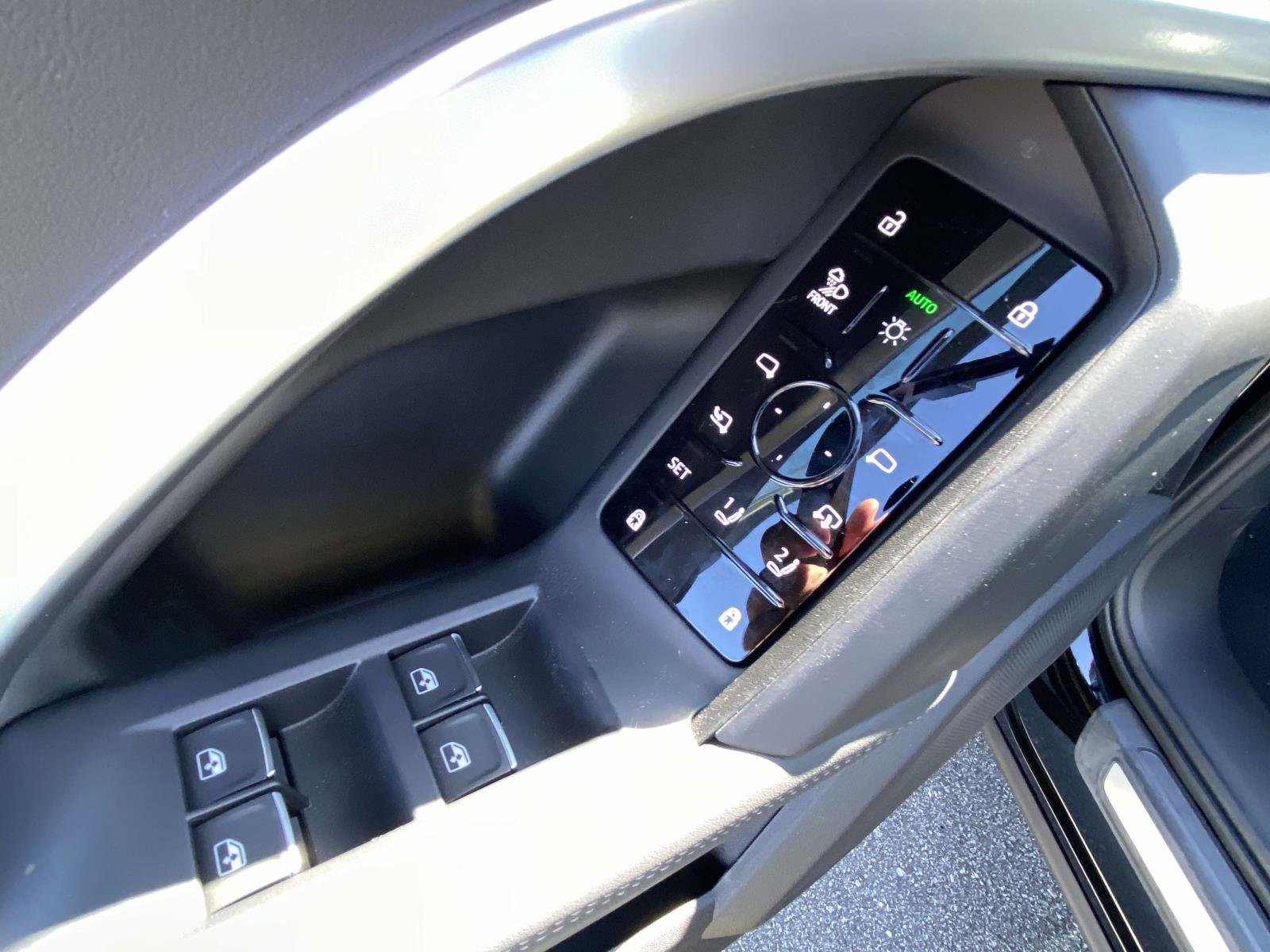 New 2025 Audi Q5 Prestige image 16