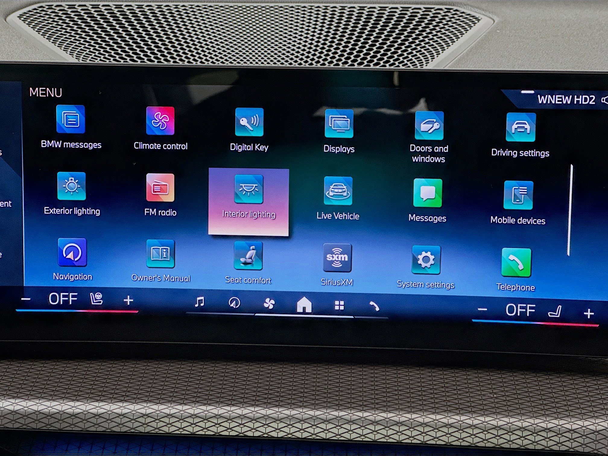 Used 2025 BMW 330i xDrive Sedan w/ M Sport Package image 12