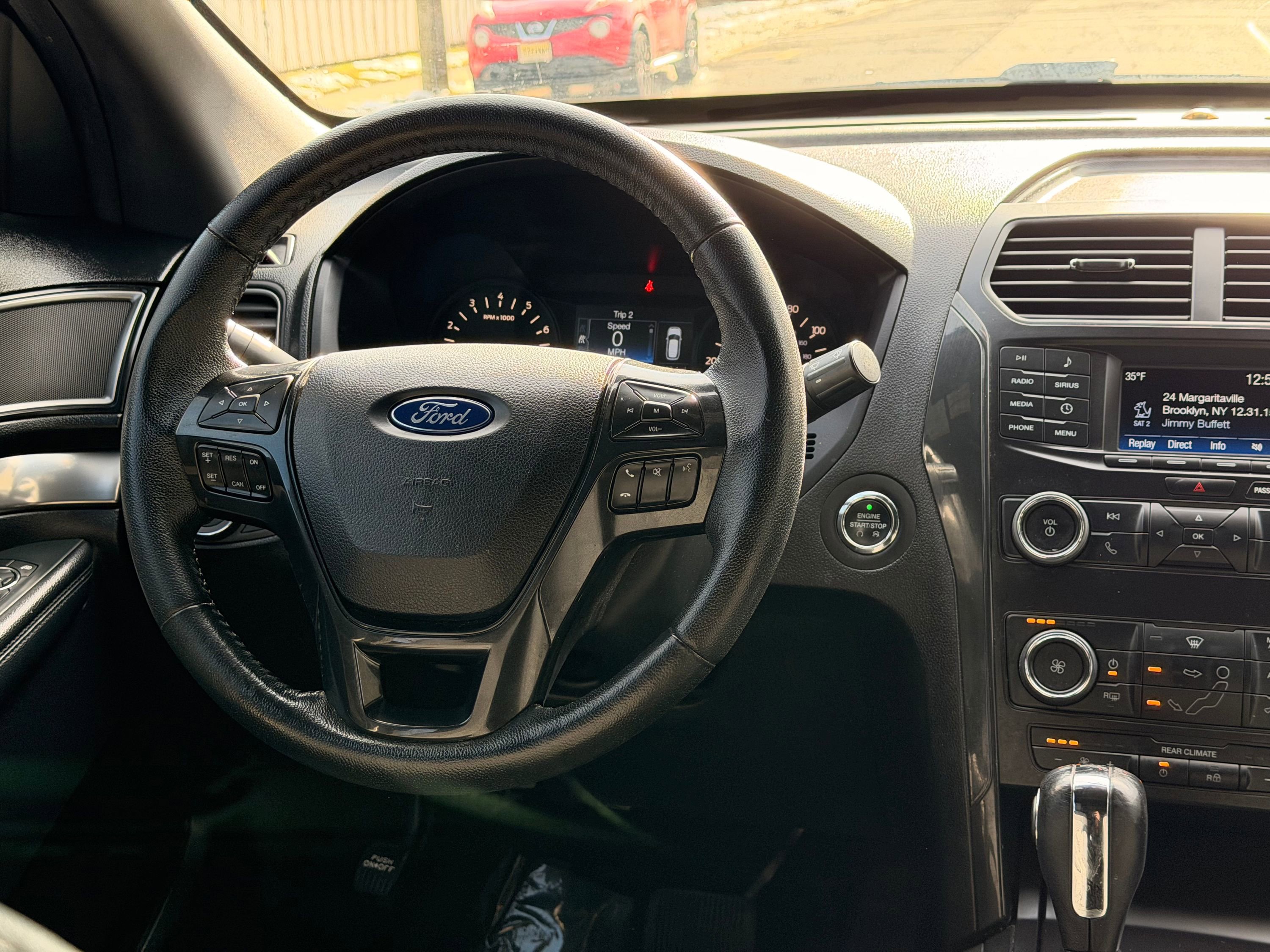Used 2019 Ford Explorer XLT image 37