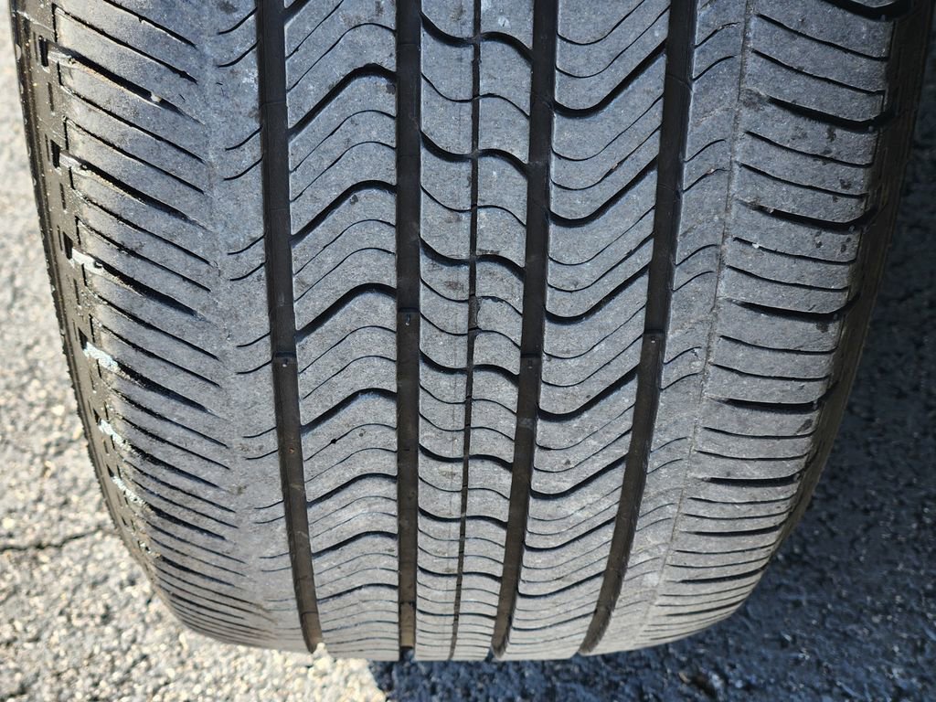 Used 2022 Honda HR-V EX image 11