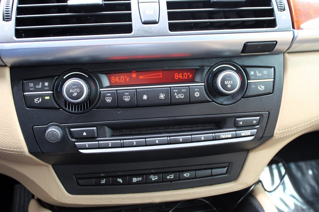 Used 2012 BMW X5 M image 29