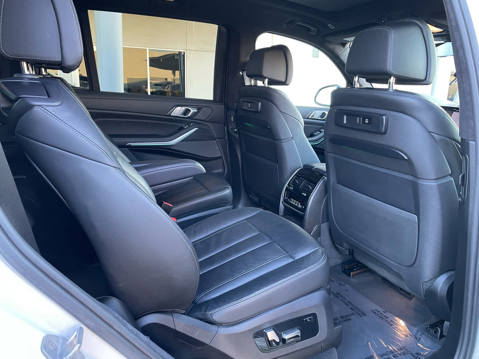 Used 2019 BMW X7 xDrive50i w/ M Sport Package image 10