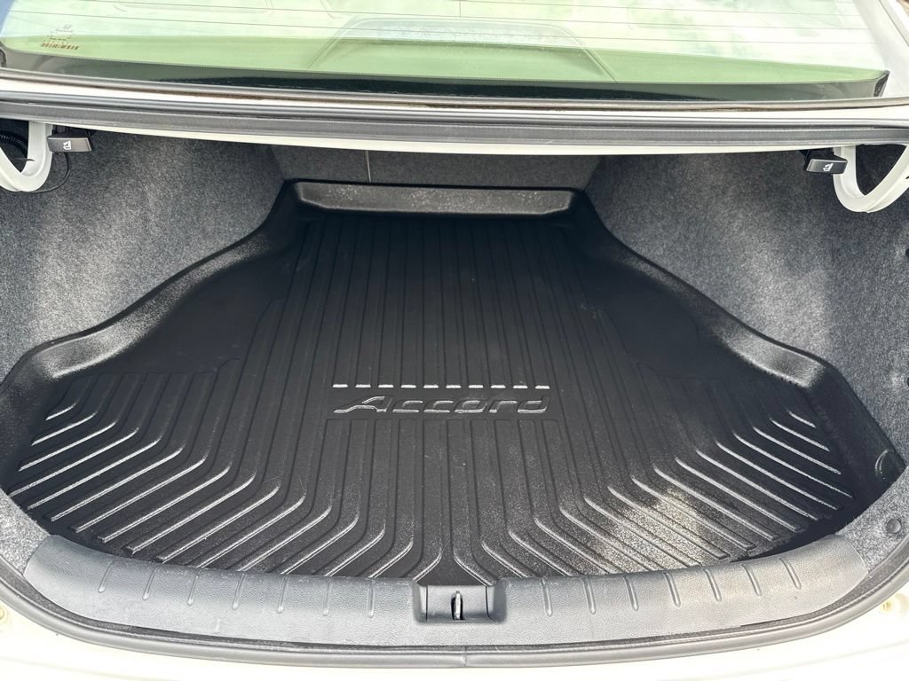 Used 2016 Honda Accord EX-L image 33