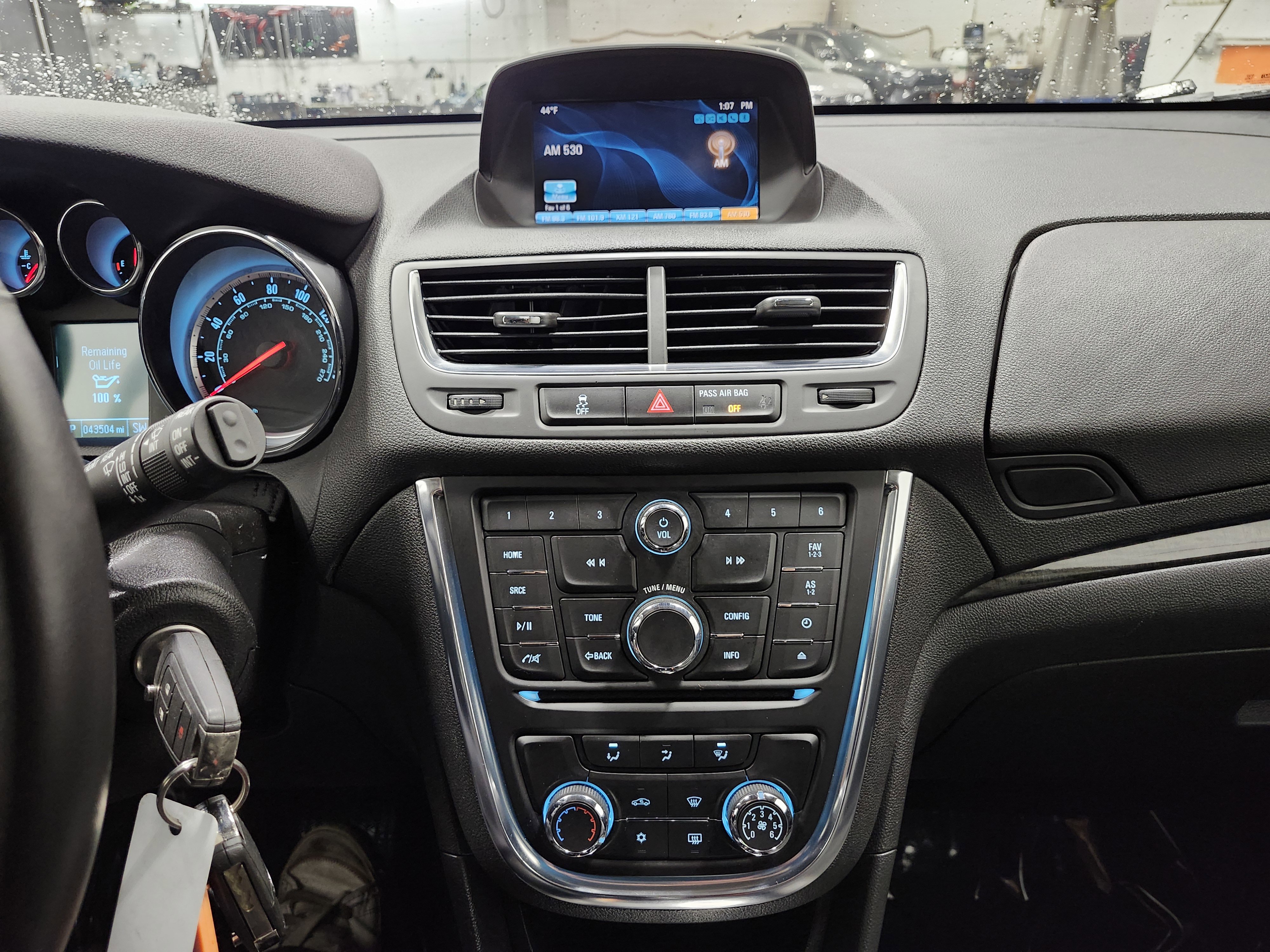 Used 2016 Buick Encore AWD image 29