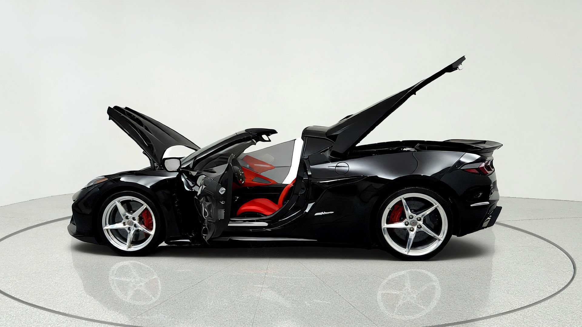 Used 2025 Chevrolet Corvette E-Ray w/ Chrome Exterior Badge Package AWD/4WD image 10