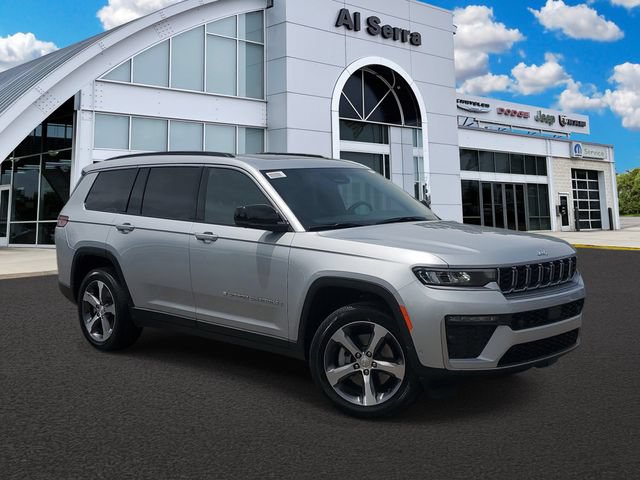 New 2026 Jeep Grand Cherokee L Limited w/ Luxury Tech Group II AWD/4WD image 1