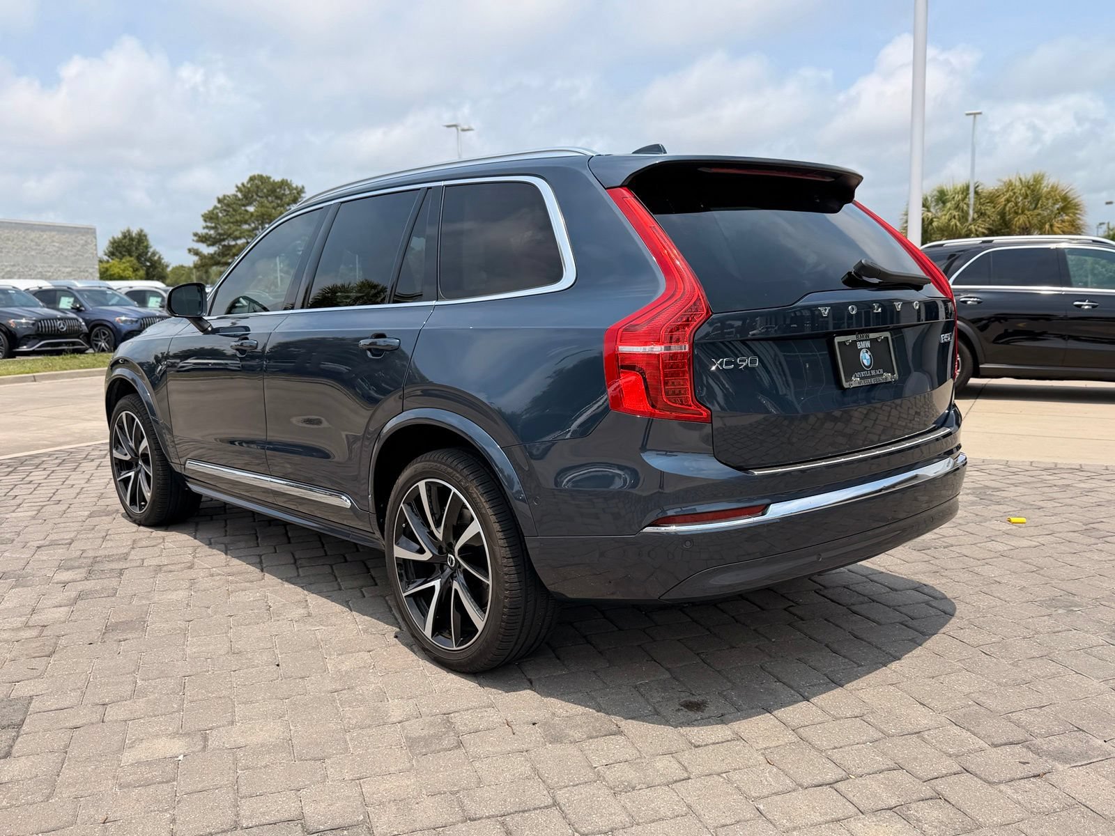 Used 2023 Volvo XC90 B5 Plus w/ Protection Package Premier AWD/4WD image 11